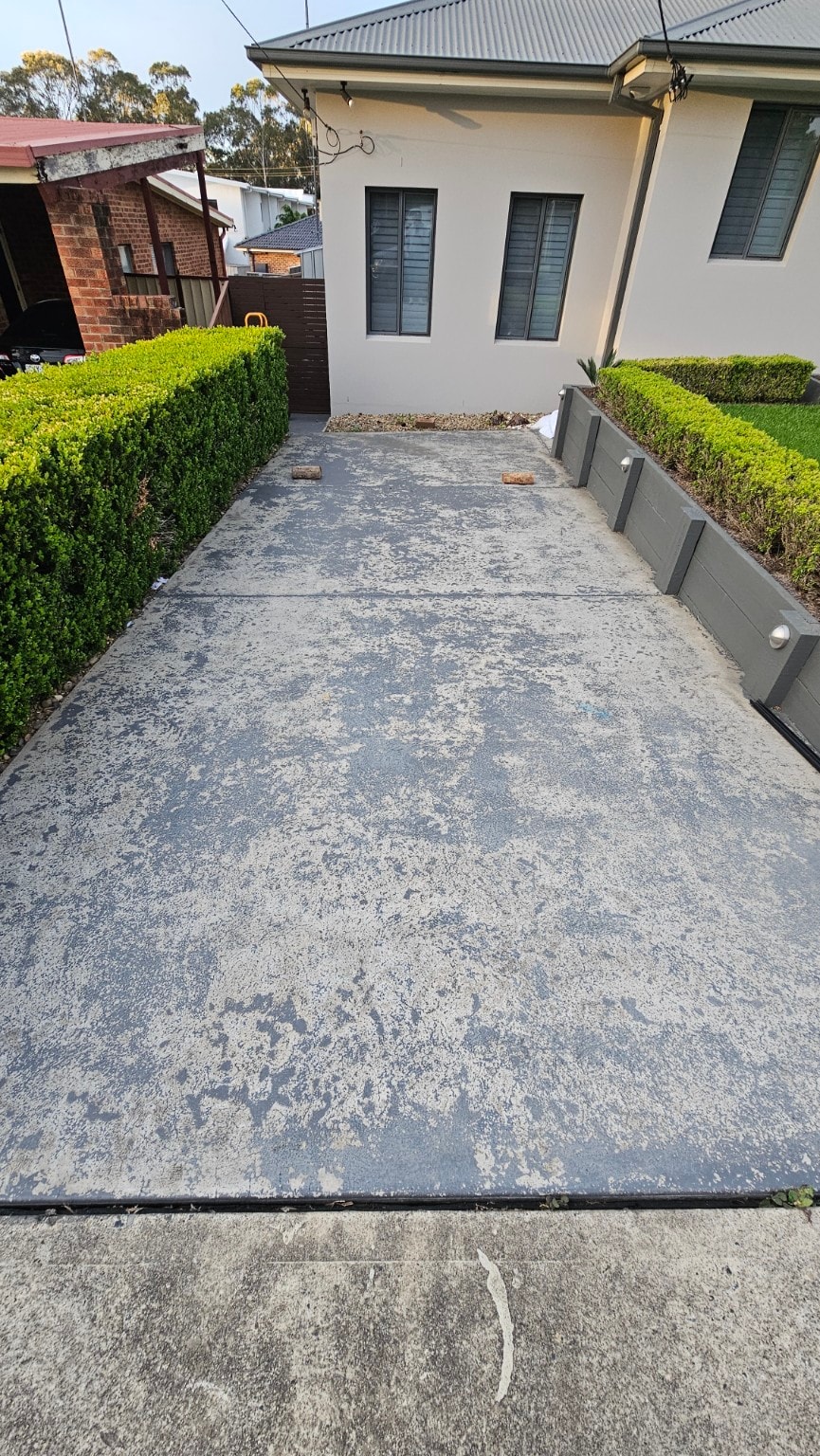Residential driveway before epoxy quartz system