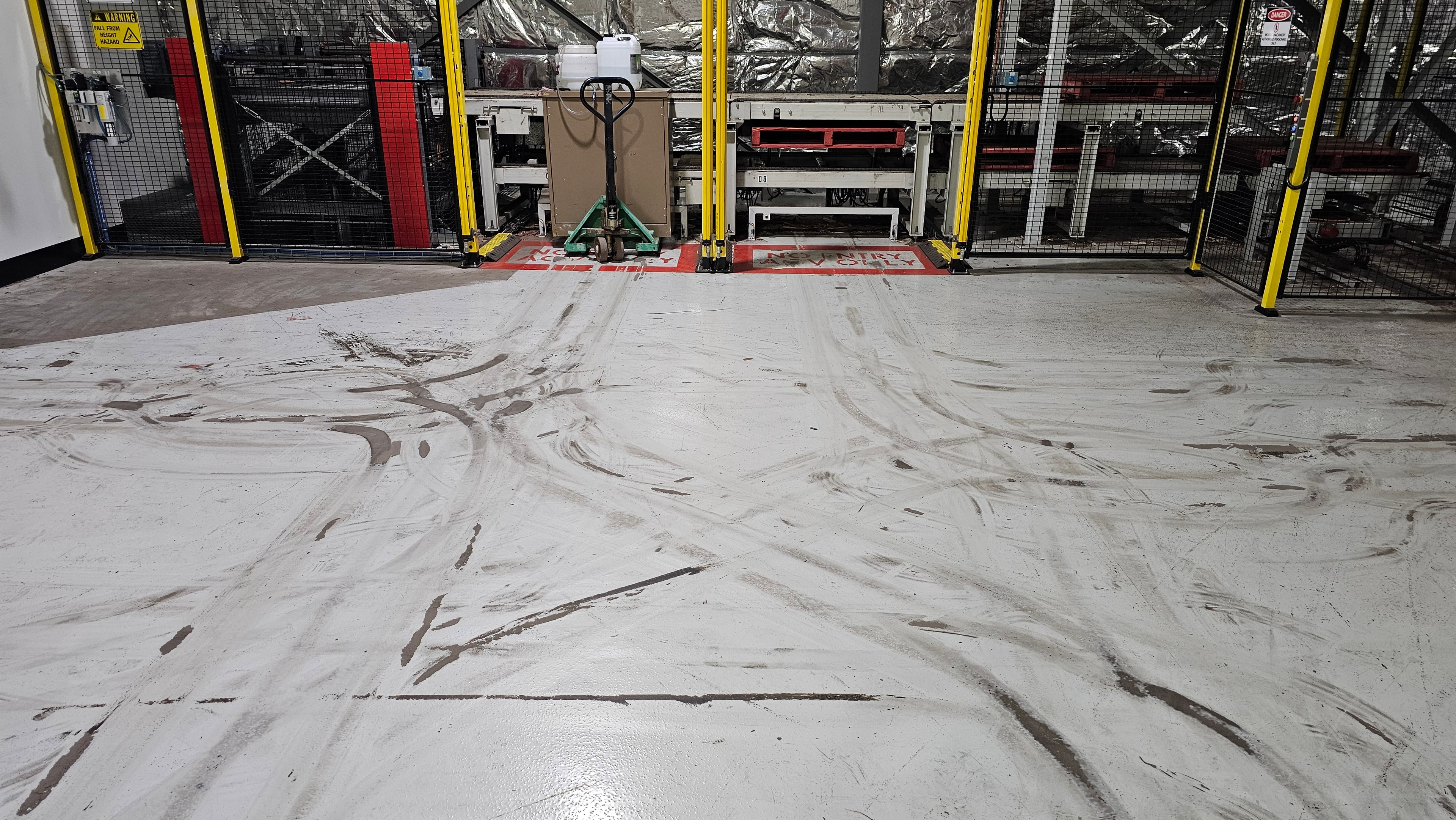 Warehouse epoxy floor wide view
